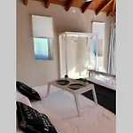 Sunlit Pool House Posidhonia (Peloponnese)