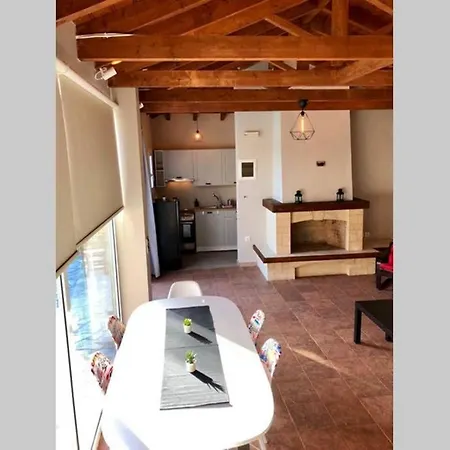 Sunlit Pool House Holiday home Posidhonia (Peloponnese)