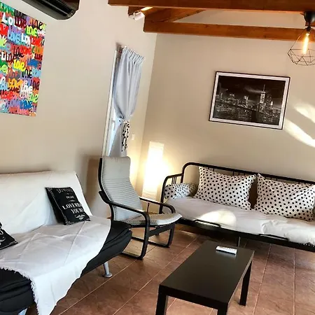 Ferienhaus Sunlit Pool House Posidhonía